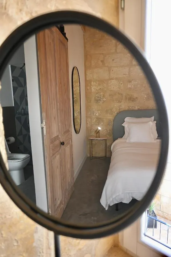 Numru 27 Expertly Restored Small House Of Character Cospicua Malta